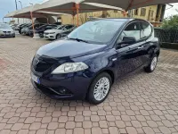 Gebraucht Lancia Ypsilon Silver 69 PS (50 kW) 2018 Blau Kleinwagen