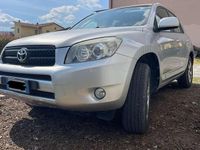 Usata Toyota RAV4 Sol 136 CV (100 kW) 2006 Argento SUV