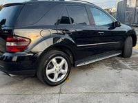 Usata Mercedes ML320 224 CV (164 kW) 2006 Nero SUV