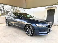 Usata Volvo S90 Momentum 150 CV (110 kW) 2018 Blu Berlina