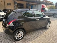Usata Lancia Ypsilon S 85 CV (62 kW) 2015 Nero Utilitaria