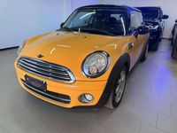 Usata Mini Cooper D 109 CV (80 kW) 2009 Giallo Utilitaria