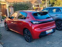 Usata Peugeot 208 75 CV (55 kW) 2023 Rosso Utilitaria