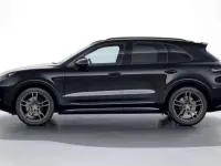 Usata Porsche Cayenne 462 CV (339 kW) 2022 Nero jet metallizzato SUV