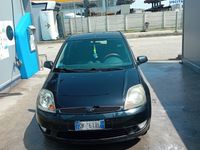Usata Ford Fiesta 68 CV (50 kW) 2007 Grigio Utilitaria
