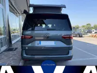 Usata VW California Beach 150 CV (110 kW) 2025 Grigio indio metallizzato Furgone