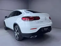 Usata Mercedes GLC300e 194 CV (142 kW) 2022 Bianco diamante Coupé
