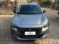 Usata Peugeot 208 Allure 101 CV (74 kW) 2022 Grigio Utilitaria