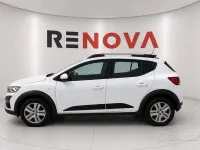 Usata Dacia Sandero Comfort 101 CV (74 kW) 2021 Bianco Utilitaria