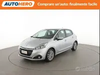 Usata Peugeot 208 Active 82 CV (60 kW) 2018 Grigio Utilitaria