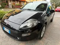 Begagnad Fiat Punto Lounge 69 HK (50 kW) 2017 Svart Halvkombi