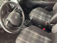 Usata Peugeot 108 Active 72 CV (52 kW) 2018 Bianco Berlina