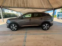 Usata Peugeot 3008 Allure 131 CV (96 kW) 2022 Grigio titanio SUV