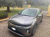 Usata Kia Stonic Style 101 CV (74 kW) 2024 Grigio SUV