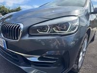Usata BMW 218 Luxury Line 149 CV (109 kW) 2019 Grigio Station wagon