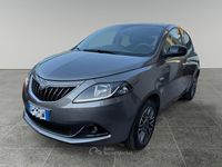 Usata Lancia Ypsilon Silver 70 CV (51 kW) 2023 Nero Utilitaria