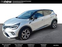 Usata Renault Captur Techno 101 CV (74 kW) 2023 Grigio chiaro SUV