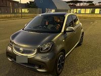 Usata Smart ForFour 71 CV (52 kW) 2015 Grigio Utilitaria