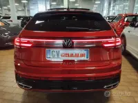 Usata VW Taigo R-line 116 CV (85 kW) 2024 Kings red / metallizzato SUV