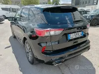 Usata Ford Kuga ST-Line 120 CV (88 kW) 2022 Nero SUV