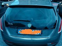 Usata Lancia Delta 120 CV (88 kW) 2011 Grigio Utilitaria