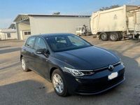 Usata VW Golf VIII Life 110 CV (80 kW) 2022 Grigio Berlina