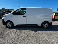 Usata Opel Vivaro-e Combi Essentia 120 CV (88 kW) 2022 Bianco Monovolume