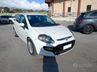 Usata Fiat Punto Evo Dynamic 75 CV (55 kW) 2011 Bianco Utilitaria