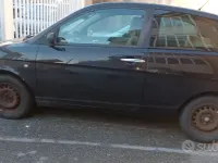 Usata Lancia Ypsilon 86 CV (63 kW) 2004 Utilitaria