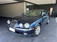 Usata Jaguar S-Type Executive 238 CV (175 kW) 2002 Blu Berlina
