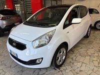 Usata Kia Venga 90 CV (66 kW) 2014 Bianco Utilitaria