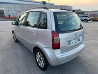 Usata Fiat Idea Emotion 120 CV (88 kW) 2011 Argento Monovolume