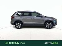 Usata Skoda Karoq Executive 116 CV (85 kW) 2023 Grigio pastello SUV