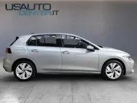 Usata VW Golf VIII Style 150 CV (110 kW) 2025 Dolomite silver metallizzato Berlina