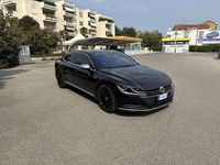 Usata VW Arteon Elegance 190 CV (139 kW) 2019 Nero Utilitaria
