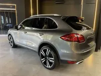 Usata Porsche Cayenne 239 CV (175 kW) 2010 Argento SUV