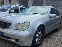 Usata Mercedes C220 Classic 143 CV (105 kW) 2003 Station wagon