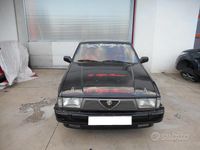 Usata Alfa Romeo 75 156 CV (114 kW) 1987 Nero Berlina