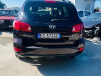 Begagnad Hyundai Santa Fe Dynamiq 155 HK (114 kW) 2010 Röd SUV