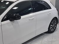 Usata Mercedes A180 116 CV (85 kW) 2022 Bianco Berlina
