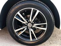 Usata VW New Beetle 105 CV (77 kW) 2006 Bianco Utilitaria