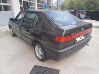 Usata Alfa Romeo 33 88 CV (64 kW) 1992 Grigio Berlina