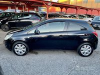 Usata Opel Corsa Club 65 CV (47 kW) 2011 Nero Berlina