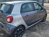Usata Smart ForFour Passion 71 CV (52 kW) 2015 Grigio Utilitaria