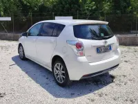 Usata Toyota Verso 124 CV (91 kW) 2013 Bianco Monovolume