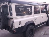 Usata Land Rover Defender 122 CV (89 kW) 2010 Bianco Station wagon