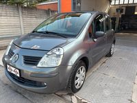 Usata Renault Modus 75 CV (55 kW) 2007 Grigio Monovolume