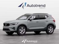 Nuova Volvo XC40 163 CV (119 kW) 2025 Argento SUV