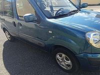 Usata Renault Kangoo Expression 75 CV (55 kW) 2006 Verde Monovolume