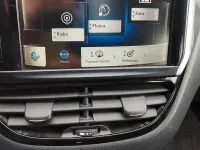 Usata Peugeot 208 Allure 68 CV (50 kW) 2014 Grigio Utilitaria